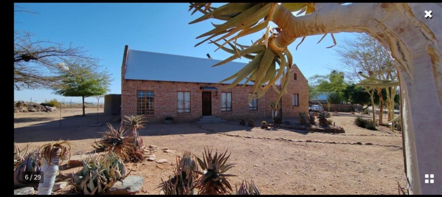 3 Bedroom Property for Sale in Kakamas Northern Cape